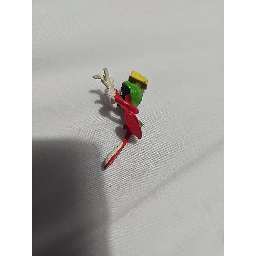 Bugs Bunny Tweety Pencil Toppe Small Figures Used Some Broke Lot Of 4 WB S03 Lot